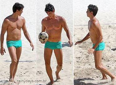 Márcio Garcia sarado na praia