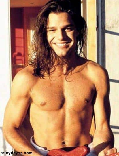 Fotos do Ricky Martin sem camisa