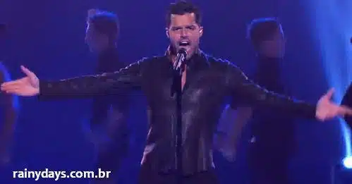 Ricky Martin cantando Come With Me no The Voice AU