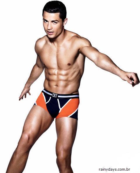 Cristiano Ronaldo de cueca na campanha Rankin X Ronaldo