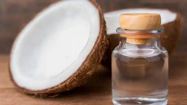 Benefícios do óleo de coco para o cabelo