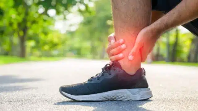 Como tratar lesões no tornozelo
